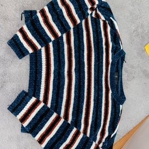 volcom sweater (cropped)